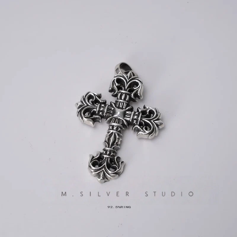 Chrome Hearts Cross Ring - Gothic 925 Sterling Silver Jewelry | David Studio
