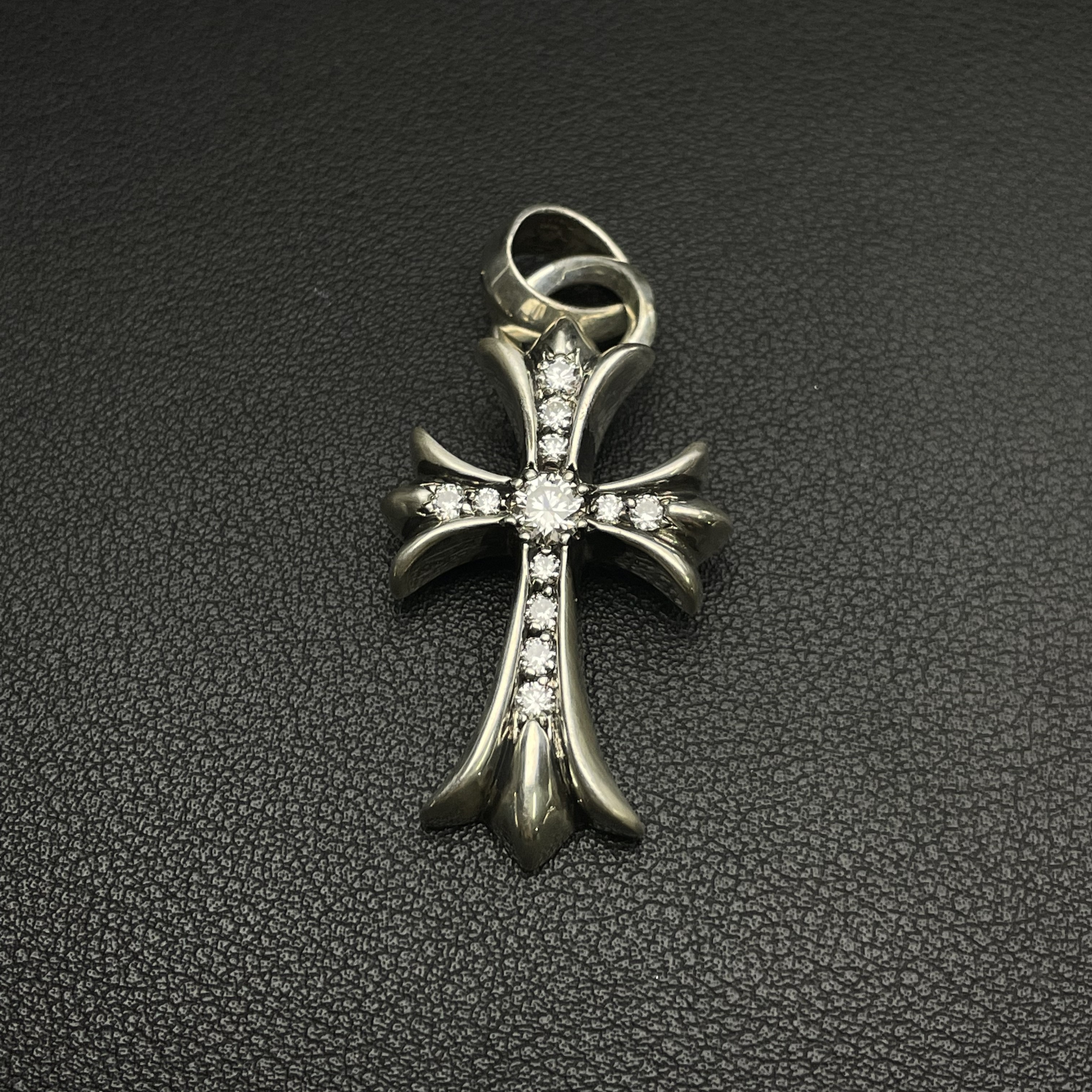 Chrome Hearts Cross Ring - Gothic 925 Sterling Silver Jewelry | David Studio