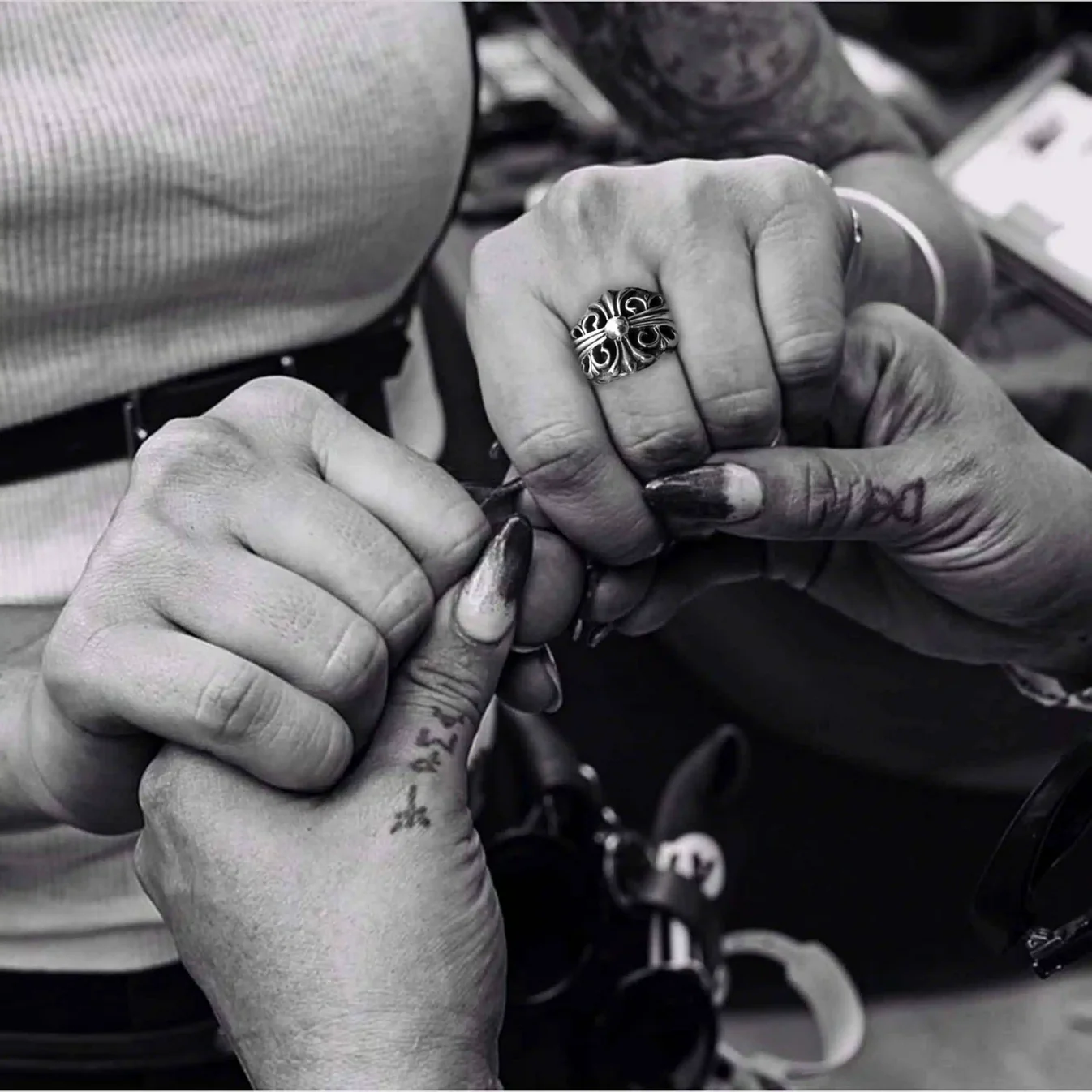 Chrome Hearts Cross Ring - Gothic 925 Sterling Silver Jewelry | David Studio