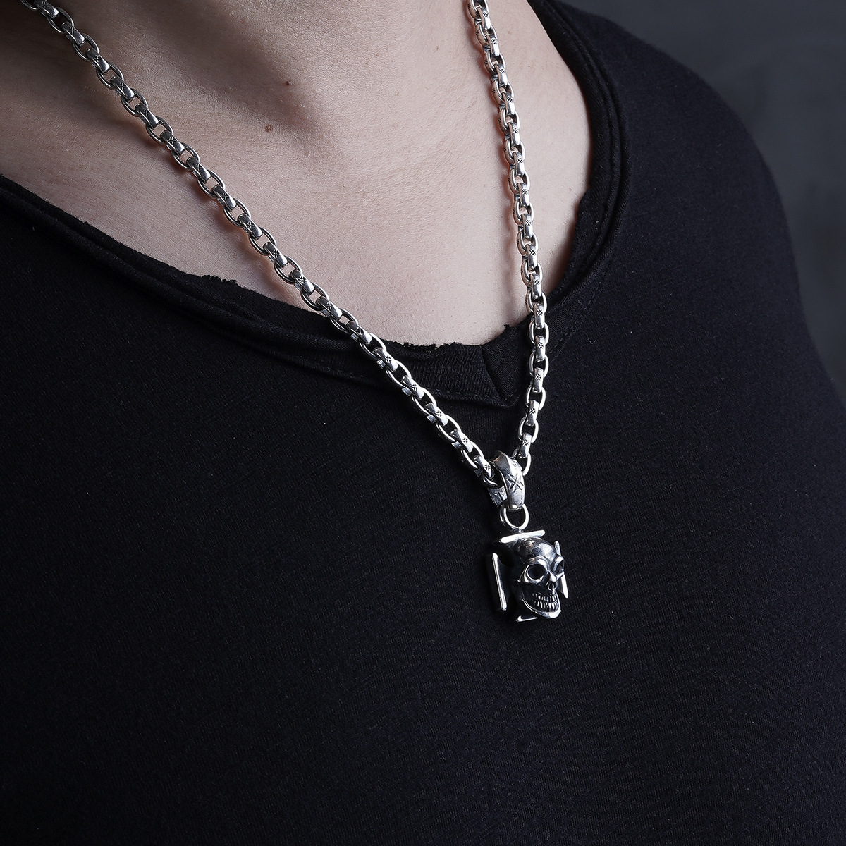 Chrome Hearts Cross Ring - Gothic 925 Sterling Silver Jewelry | David Studio