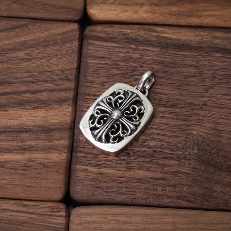 Chrome Hearts Cross Ring - Gothic 925 Sterling Silver Jewelry | David Studio