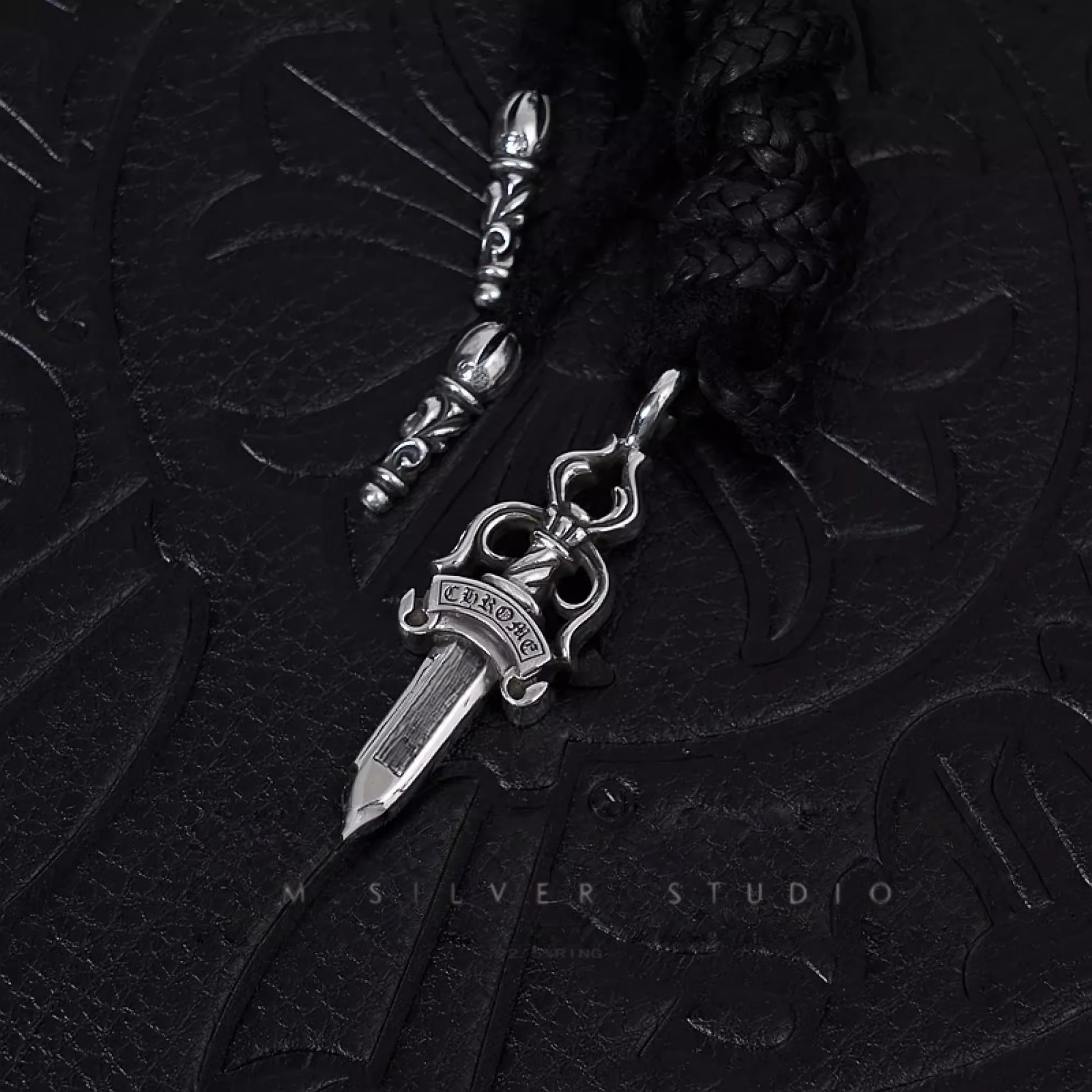 Chrome Hearts Cross Ring - Gothic 925 Sterling Silver Jewelry | David Studio