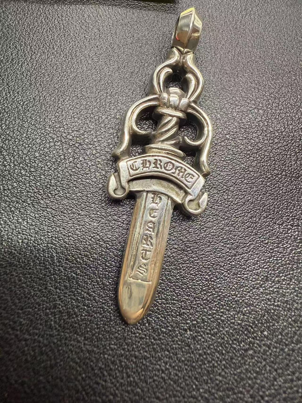 Chrome Hearts Cross Ring - Gothic 925 Sterling Silver Jewelry | David Studio