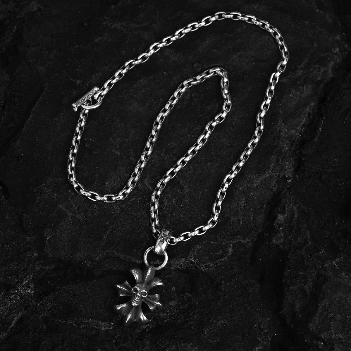 Chrome Hearts Cross Ring - Gothic 925 Sterling Silver Jewelry | David Studio