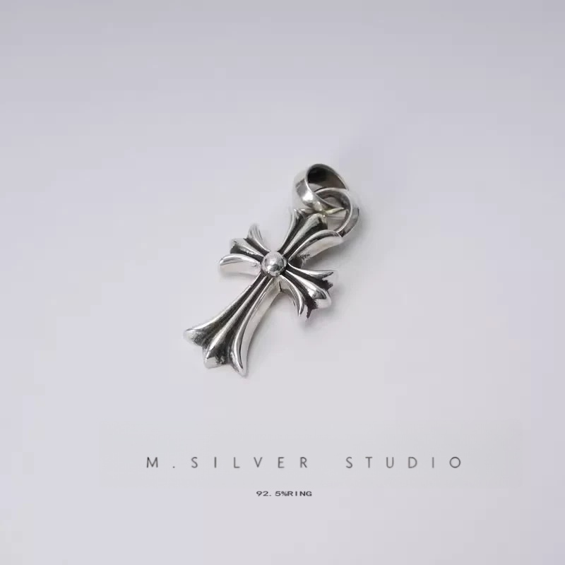 Chrome Hearts Cross Ring - Gothic 925 Sterling Silver Jewelry | David Studio
