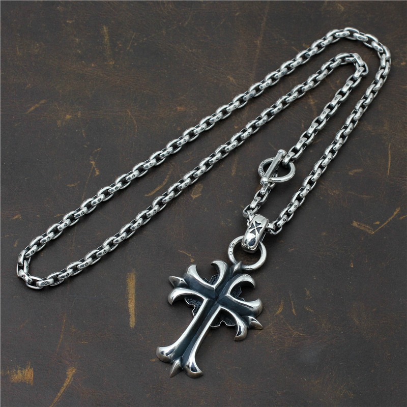 Chrome Hearts Cross Ring - Gothic 925 Sterling Silver Jewelry | David Studio