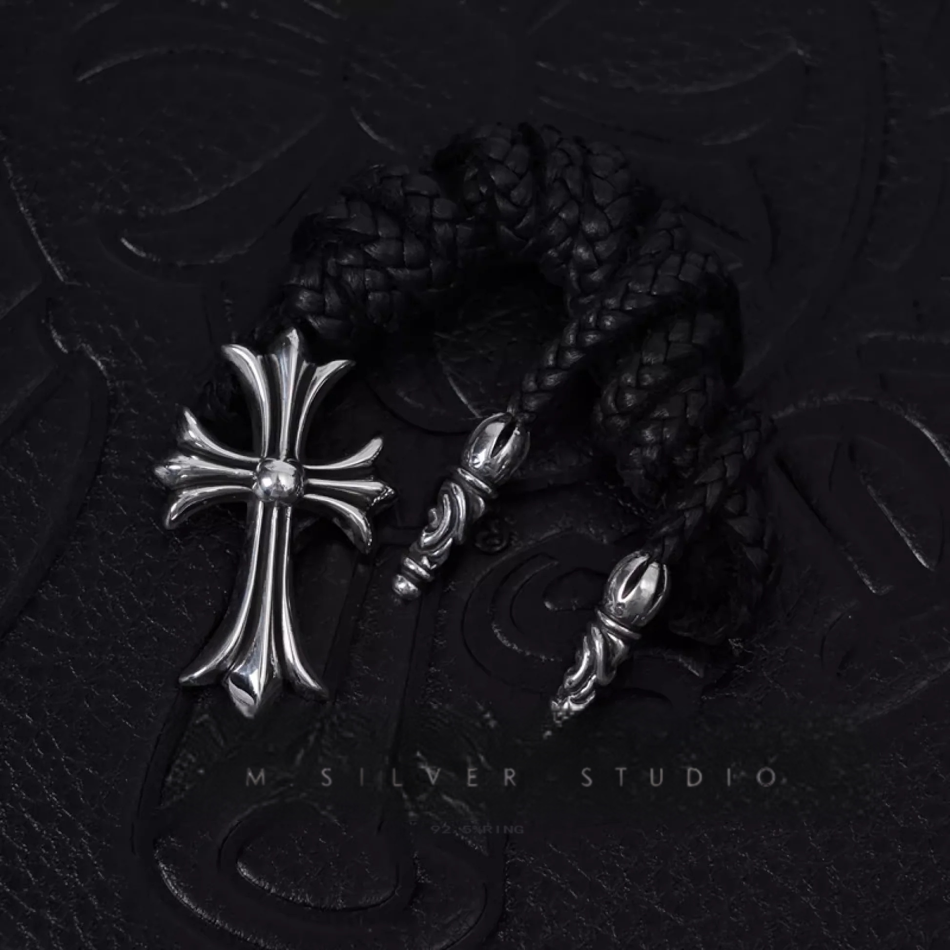Chrome Hearts Cross Ring - Gothic 925 Sterling Silver Jewelry | David Studio