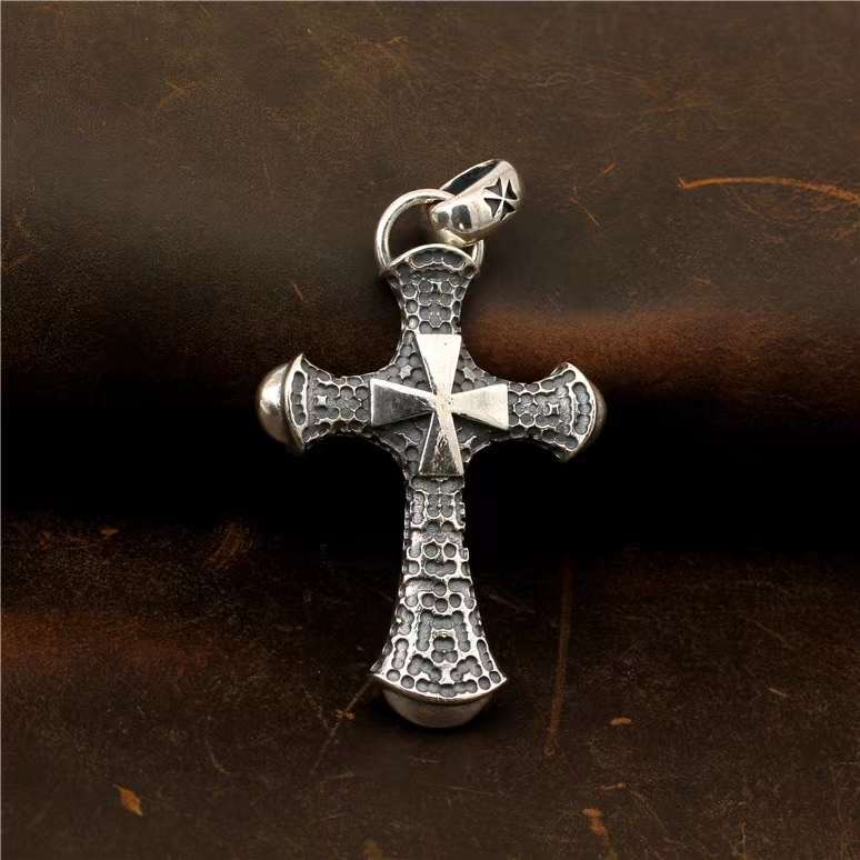 Chrome Hearts Cross Ring - Gothic 925 Sterling Silver Jewelry | David Studio