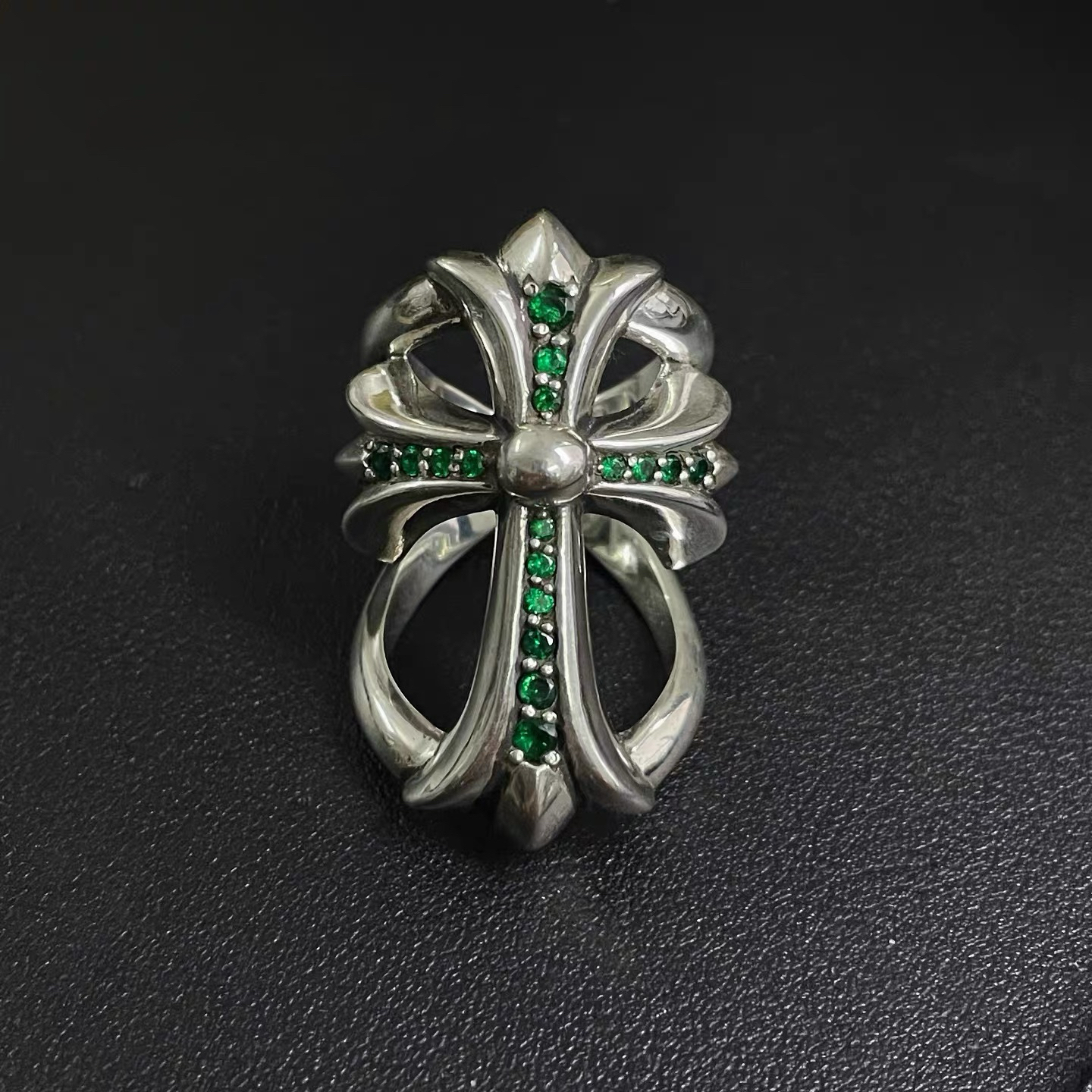 Chrome Hearts Cross Ring - Gothic 925 Sterling Silver Jewelry | David Studio