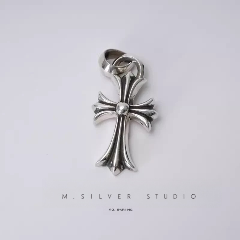 Chrome Hearts Cross Ring - Gothic 925 Sterling Silver Jewelry | David Studio