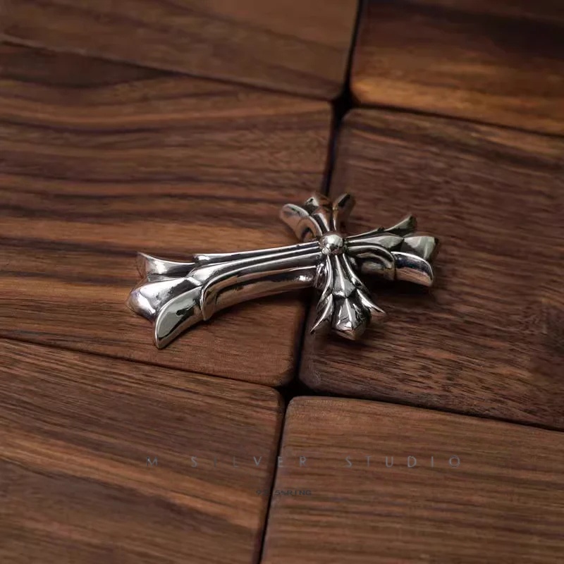 Chrome Hearts Cross Ring - Gothic 925 Sterling Silver Jewelry | David Studio