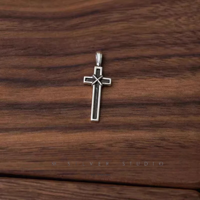 Chrome Hearts Cross Ring - Gothic 925 Sterling Silver Jewelry | David Studio