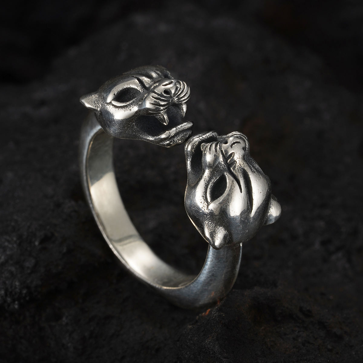 Chrome Hearts Cross Ring - Gothic 925 Sterling Silver Jewelry | David Studio