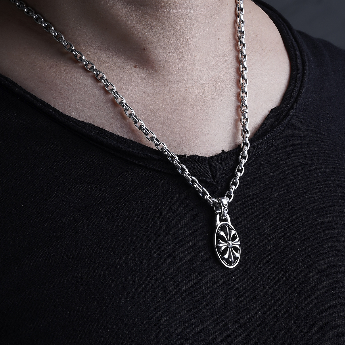 Chrome Hearts Cross Ring - Gothic 925 Sterling Silver Jewelry | David Studio