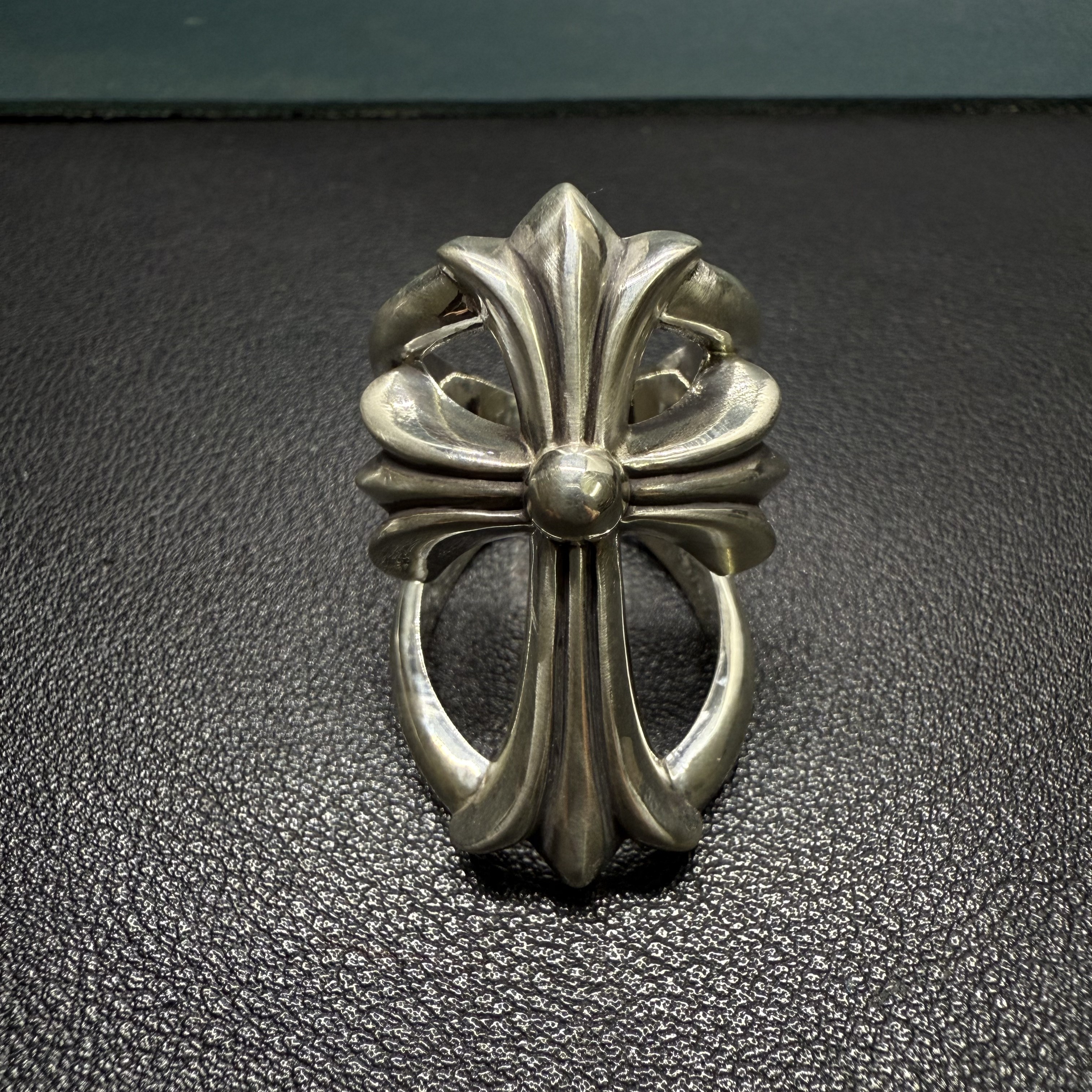 Chrome Hearts Cross Ring - Gothic 925 Sterling Silver Jewelry | David Studio