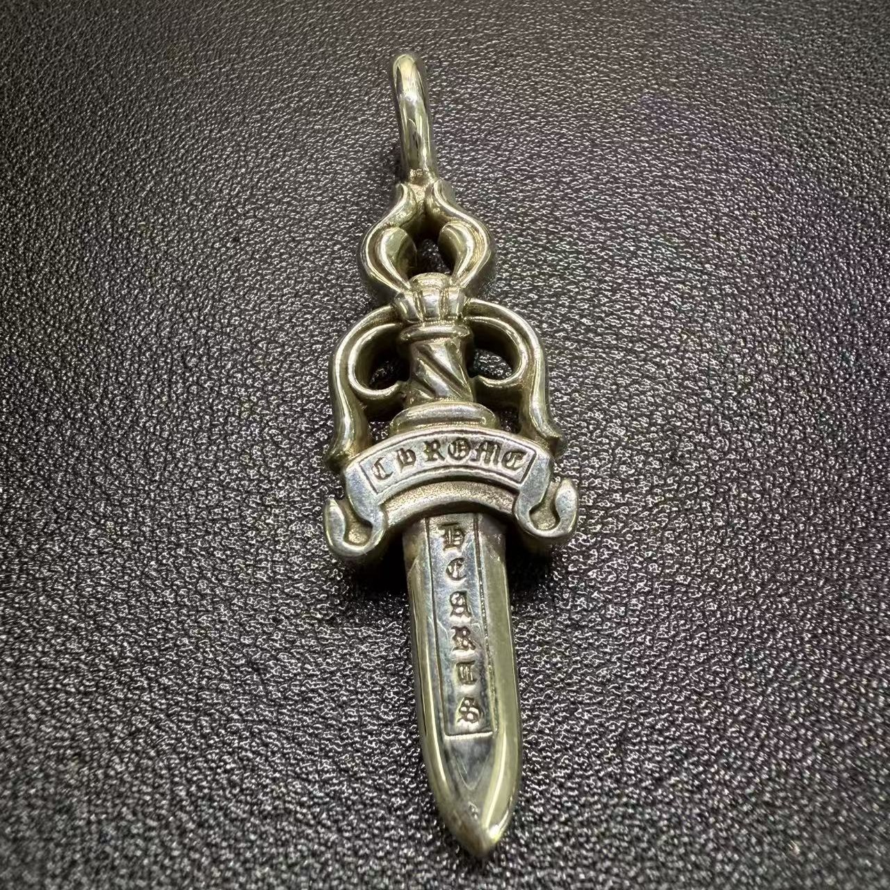 Chrome Hearts Cross Ring - Gothic 925 Sterling Silver Jewelry | David Studio