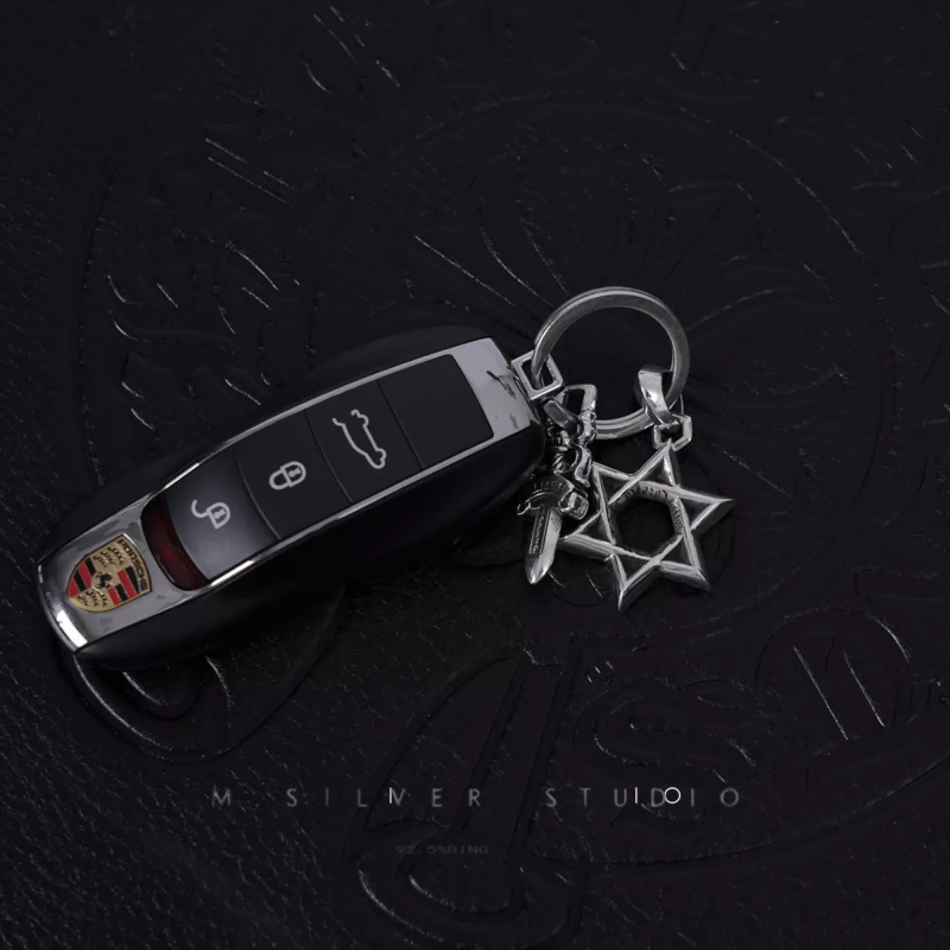 Chrome Hearts Cross Ring - Gothic 925 Sterling Silver Jewelry | David Studio