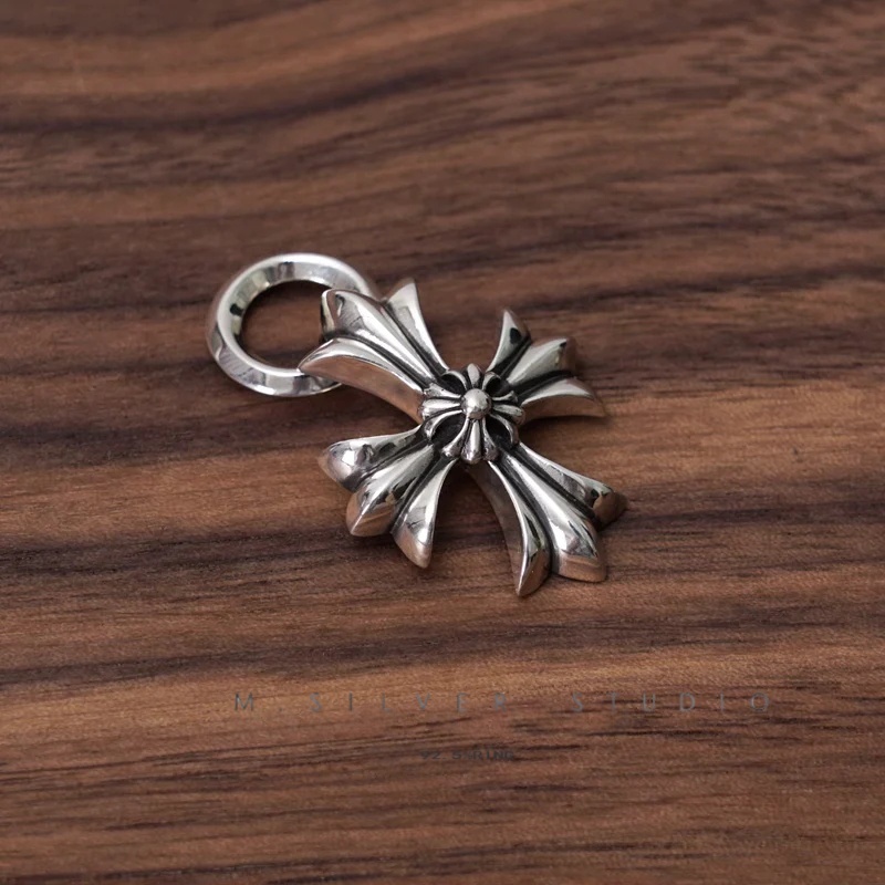Chrome Hearts Cross Ring - Gothic 925 Sterling Silver Jewelry | David Studio