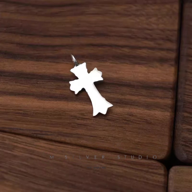 Chrome Hearts Cross Ring - Gothic 925 Sterling Silver Jewelry | David Studio