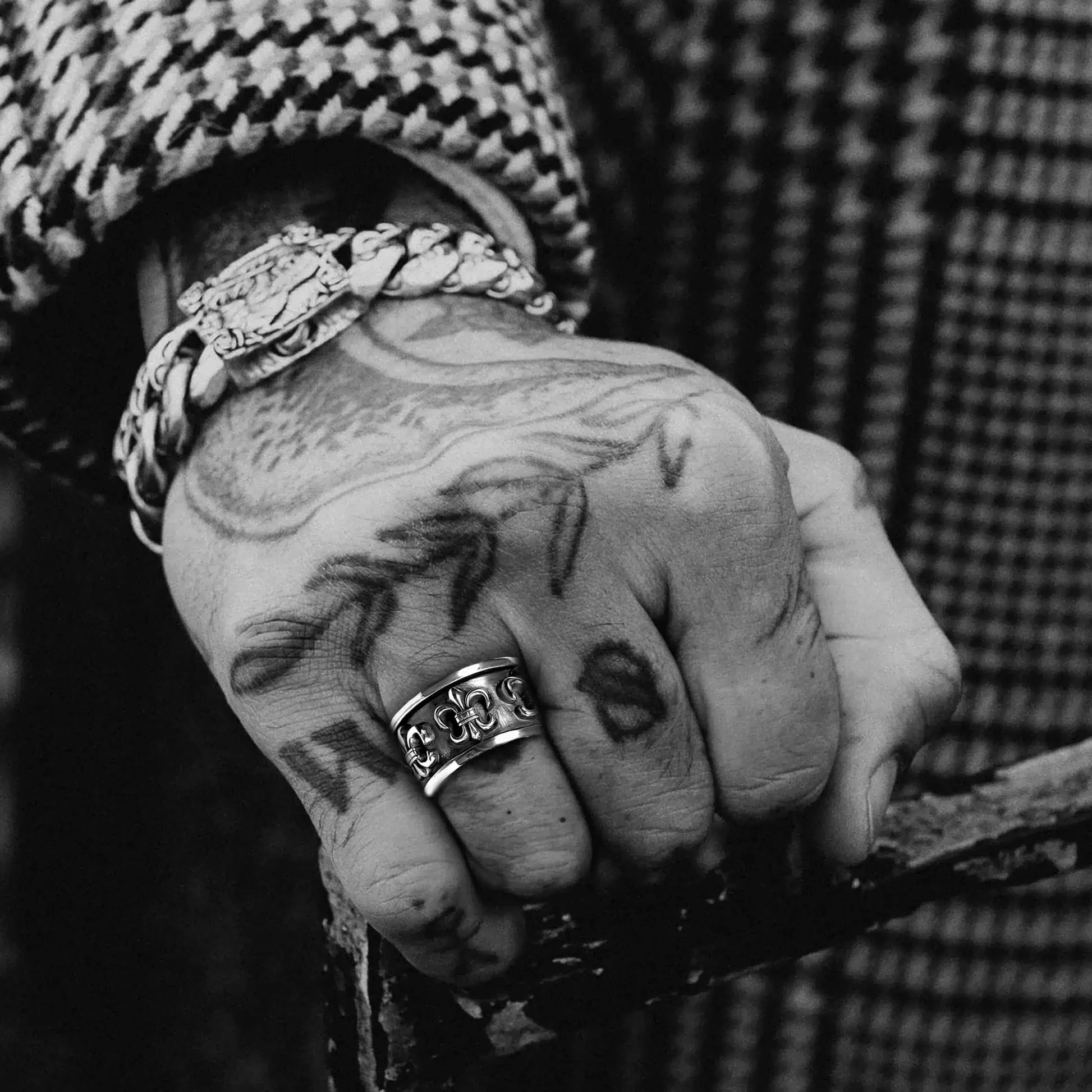 Chrome Hearts Cross Ring - Gothic 925 Sterling Silver Jewelry | David Studio