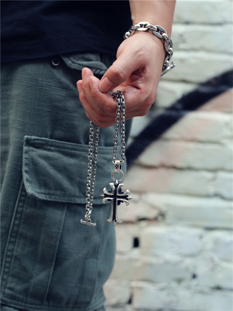 Chrome Hearts Cross Ring - Gothic 925 Sterling Silver Jewelry | David Studio