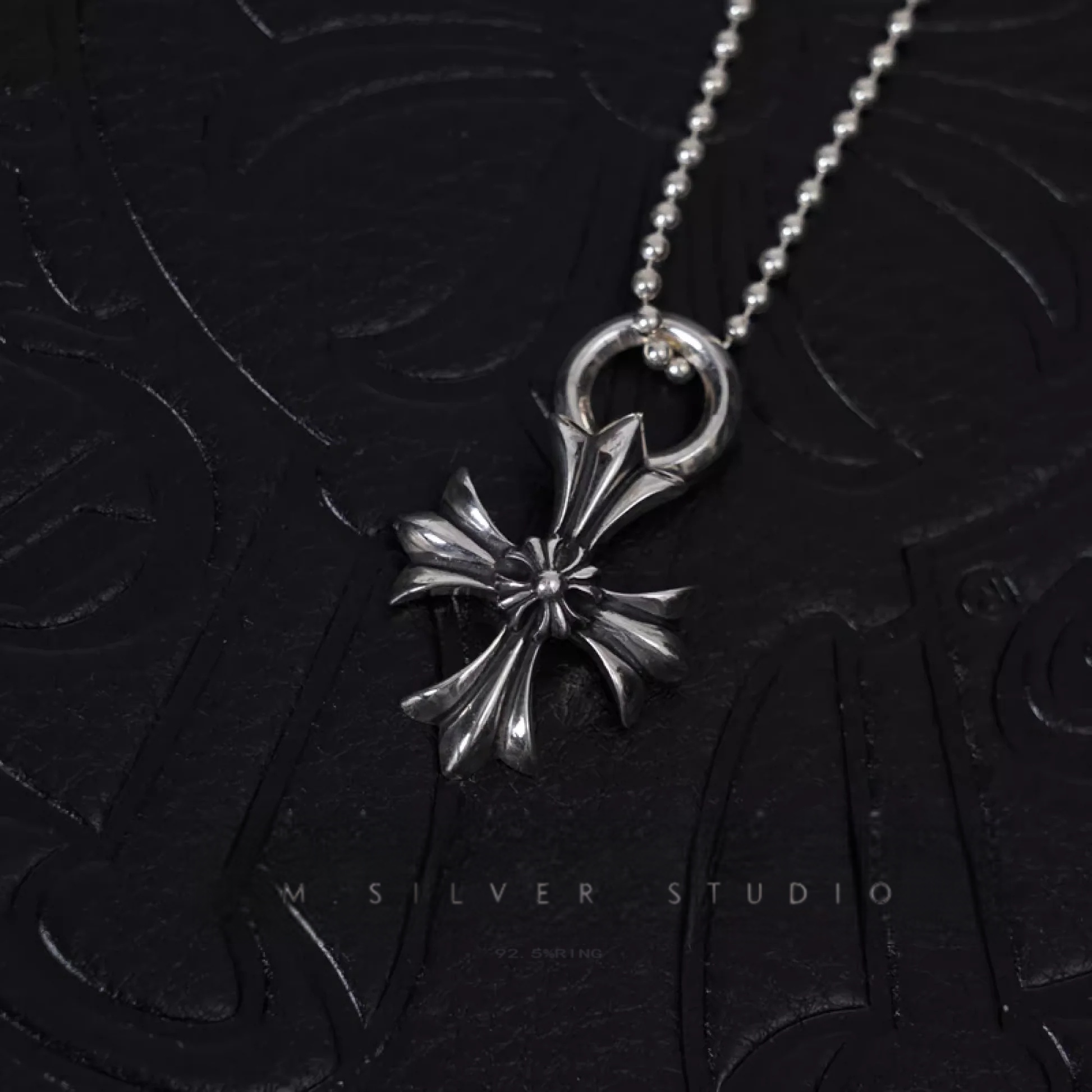 Chrome Hearts Cross Ring - Gothic 925 Sterling Silver Jewelry | David Studio