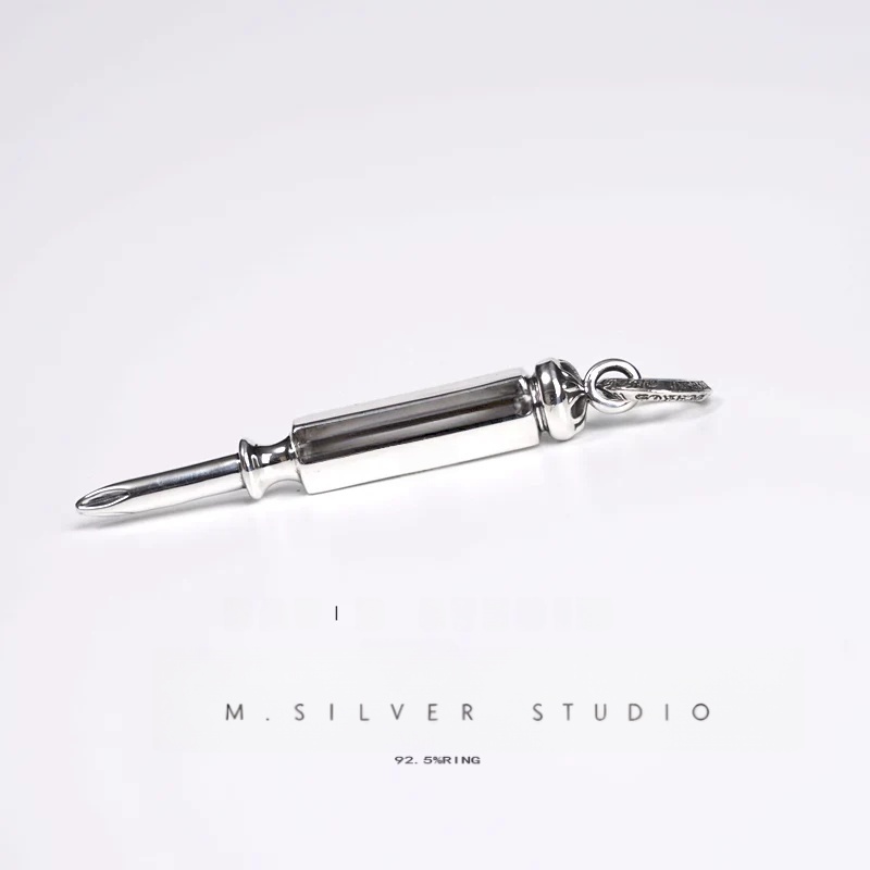 Chrome Hearts Cross Ring - Gothic 925 Sterling Silver Jewelry | David Studio