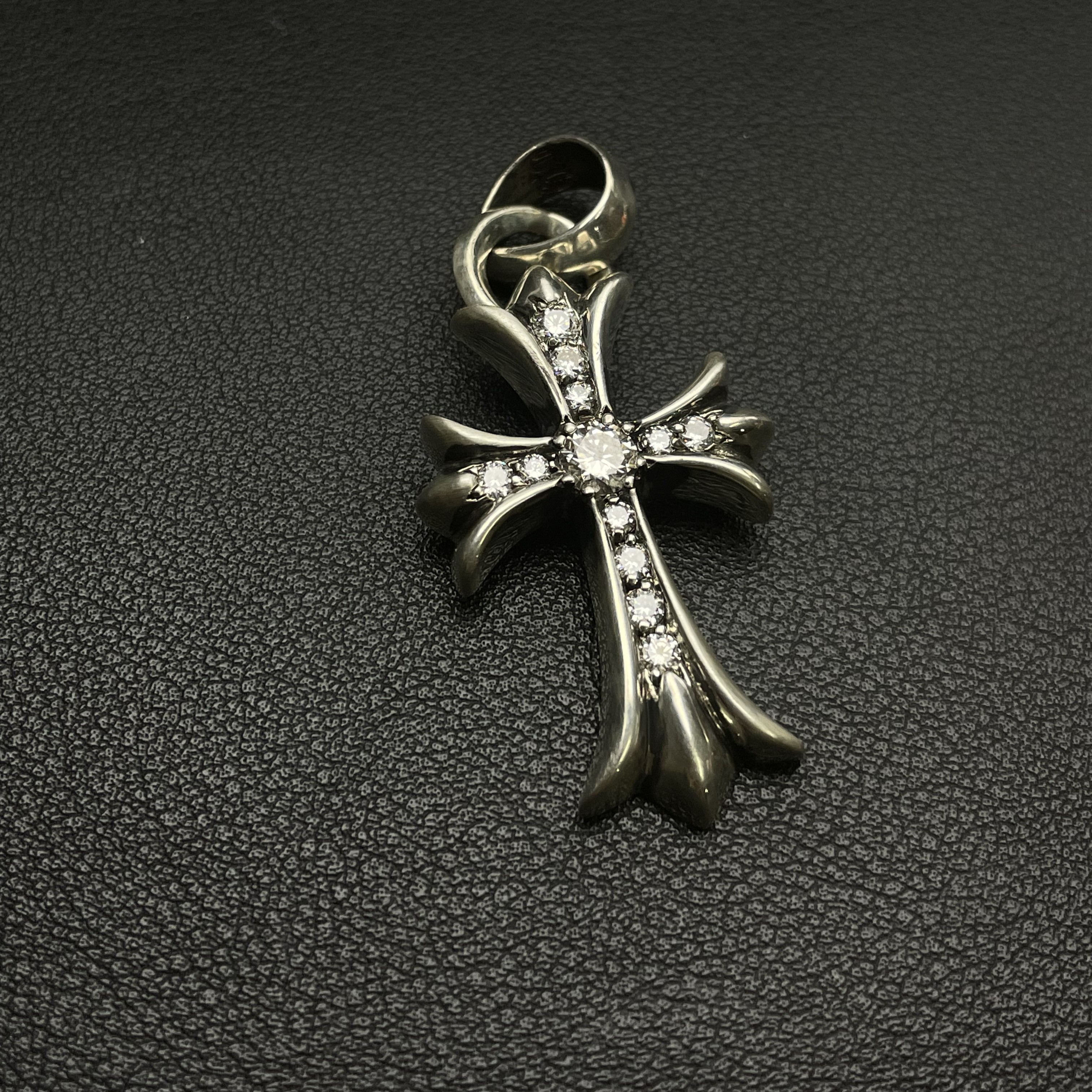 Chrome Hearts Cross Ring - Gothic 925 Sterling Silver Jewelry | David Studio