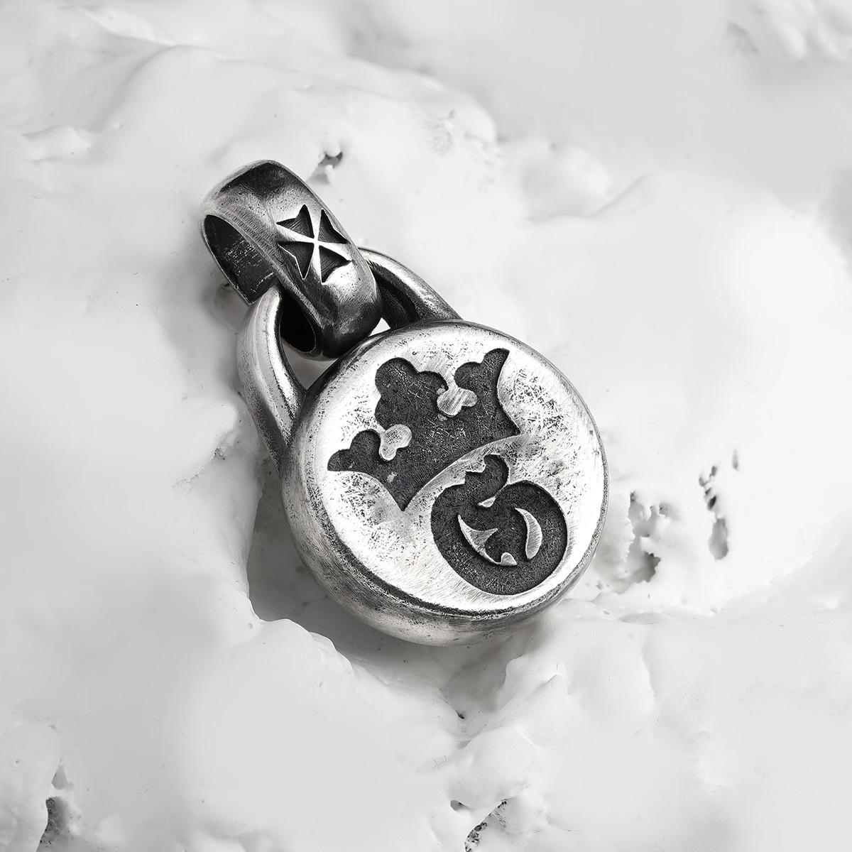 Chrome Hearts Cross Ring - Gothic 925 Sterling Silver Jewelry | David Studio