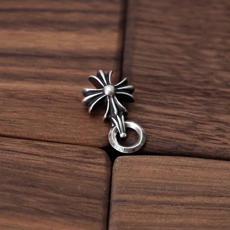 Chrome Hearts Cross Ring - Gothic 925 Sterling Silver Jewelry | David Studio