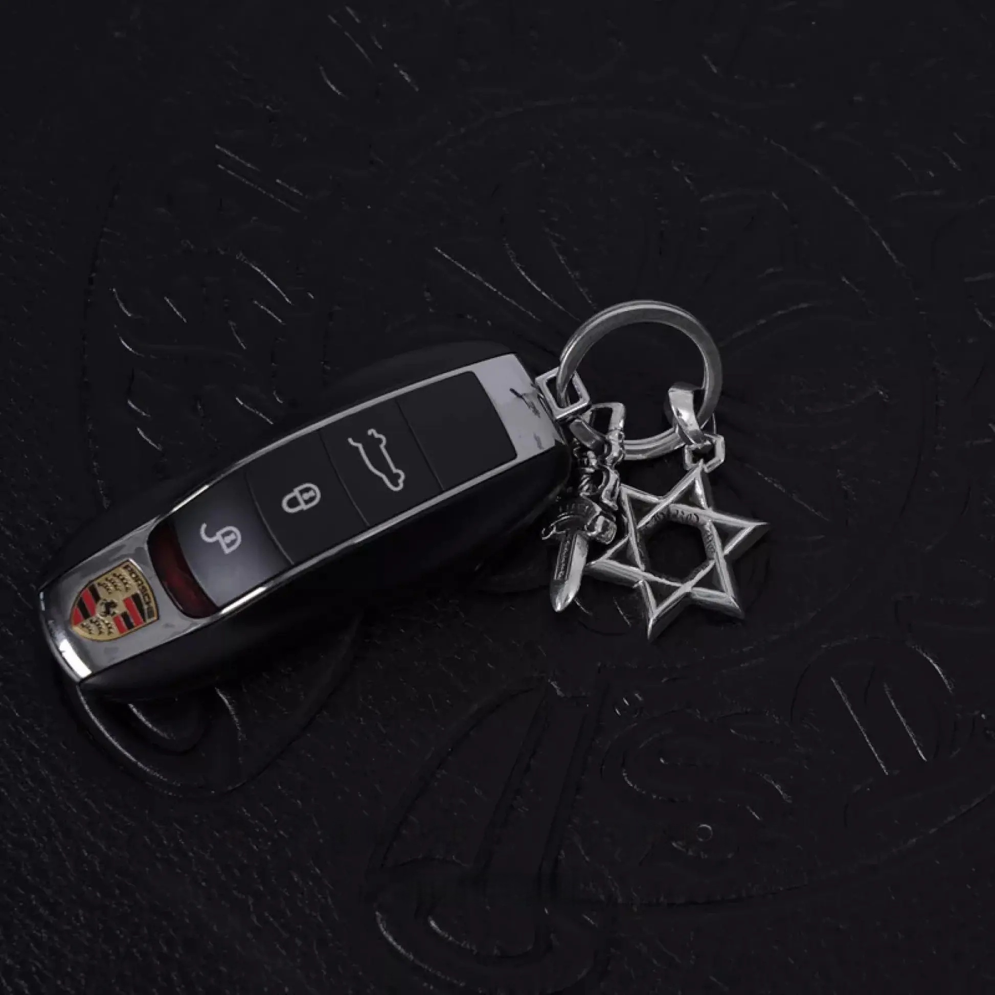 Chrome Hearts Cross Ring - Gothic 925 Sterling Silver Jewelry | David Studio