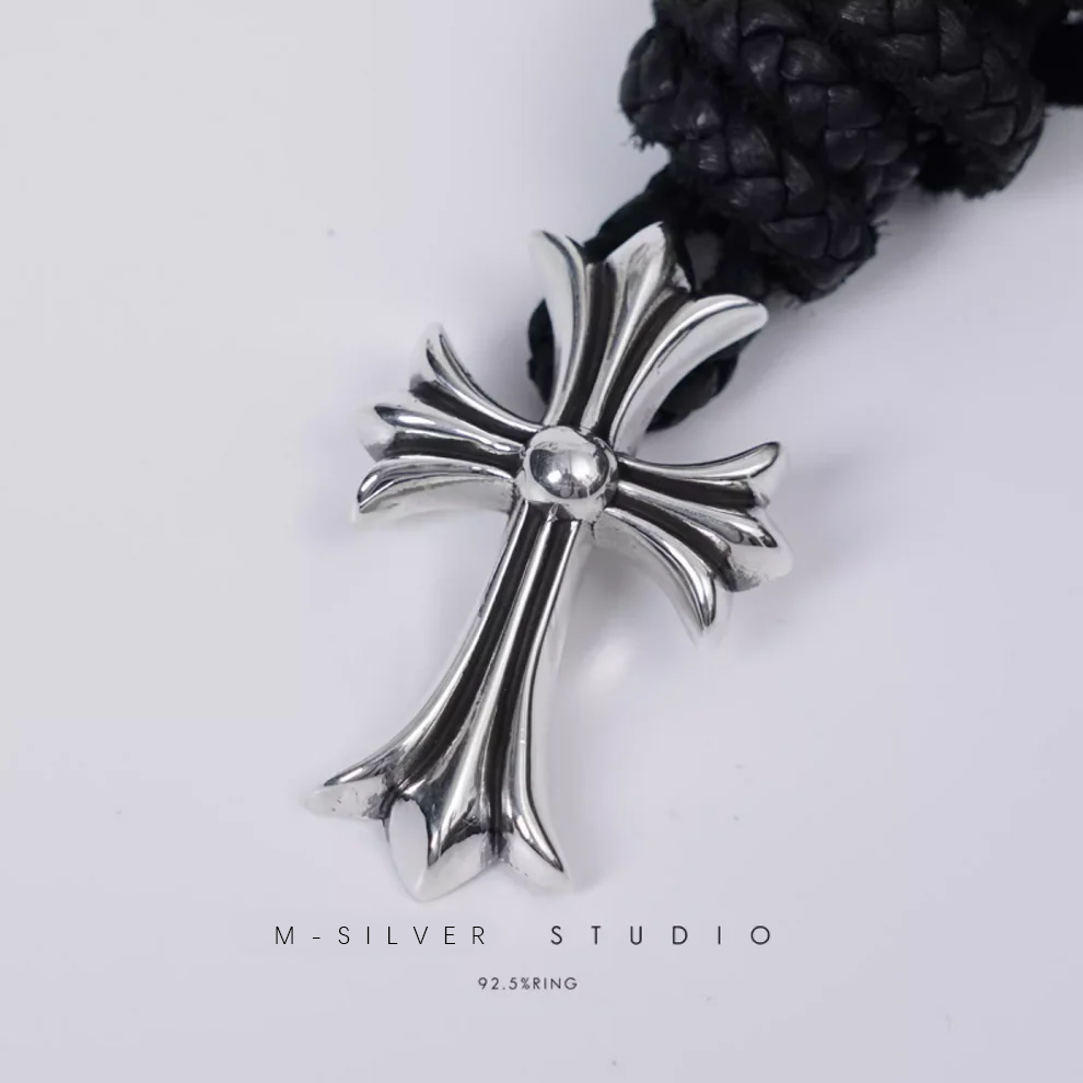 Chrome Hearts Cross Ring - Gothic 925 Sterling Silver Jewelry | David Studio