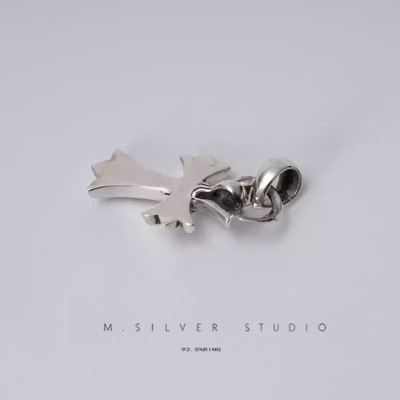 Chrome Hearts Cross Ring - Gothic 925 Sterling Silver Jewelry | David Studio