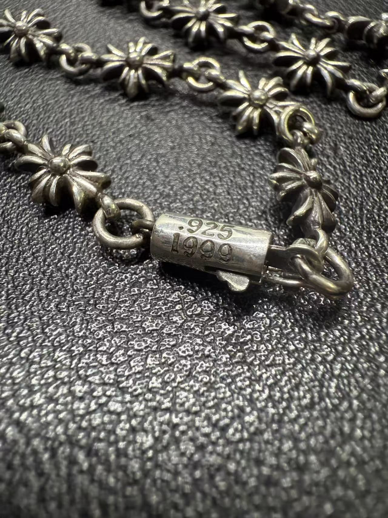 Chrome Hearts Cross Ring - Gothic 925 Sterling Silver Jewelry | David Studio