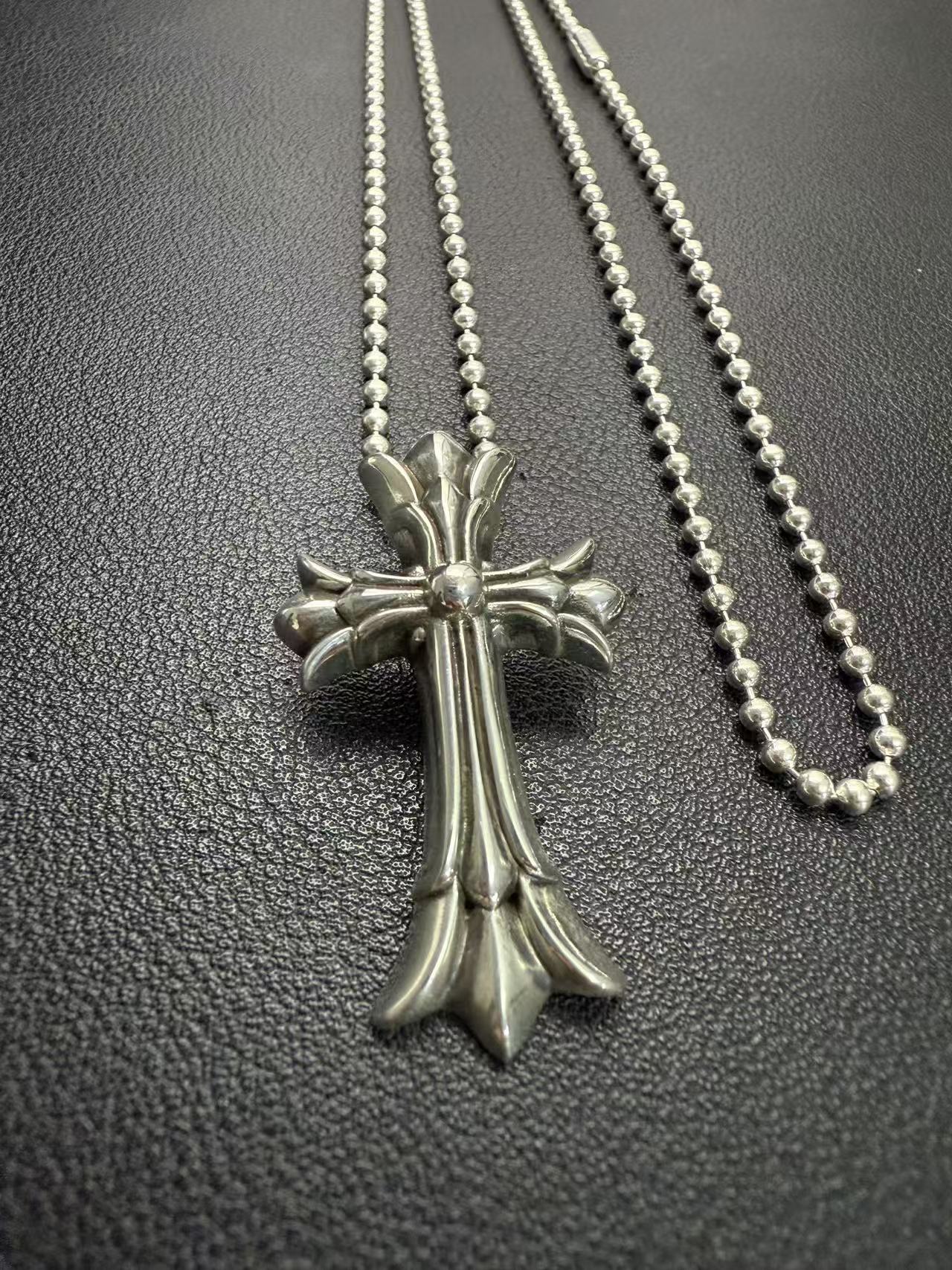 Chrome Hearts Cross Ring - Gothic 925 Sterling Silver Jewelry | David Studio