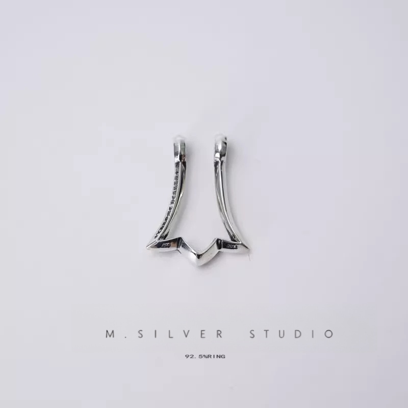 Chrome Hearts Cross Ring - Gothic 925 Sterling Silver Jewelry | David Studio