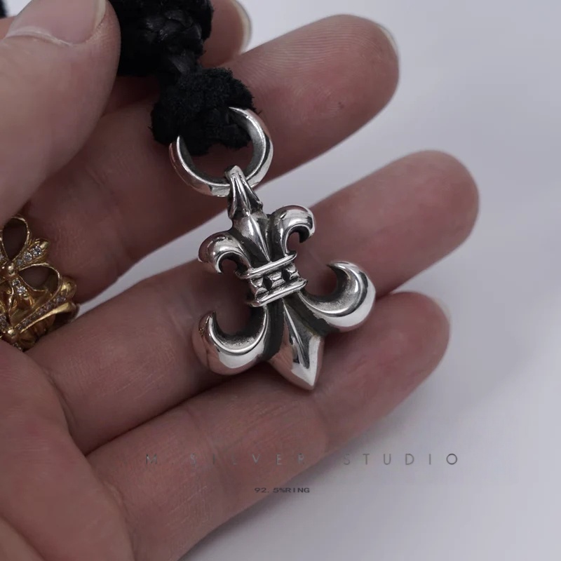 Chrome Hearts Cross Ring - Gothic 925 Sterling Silver Jewelry | David Studio