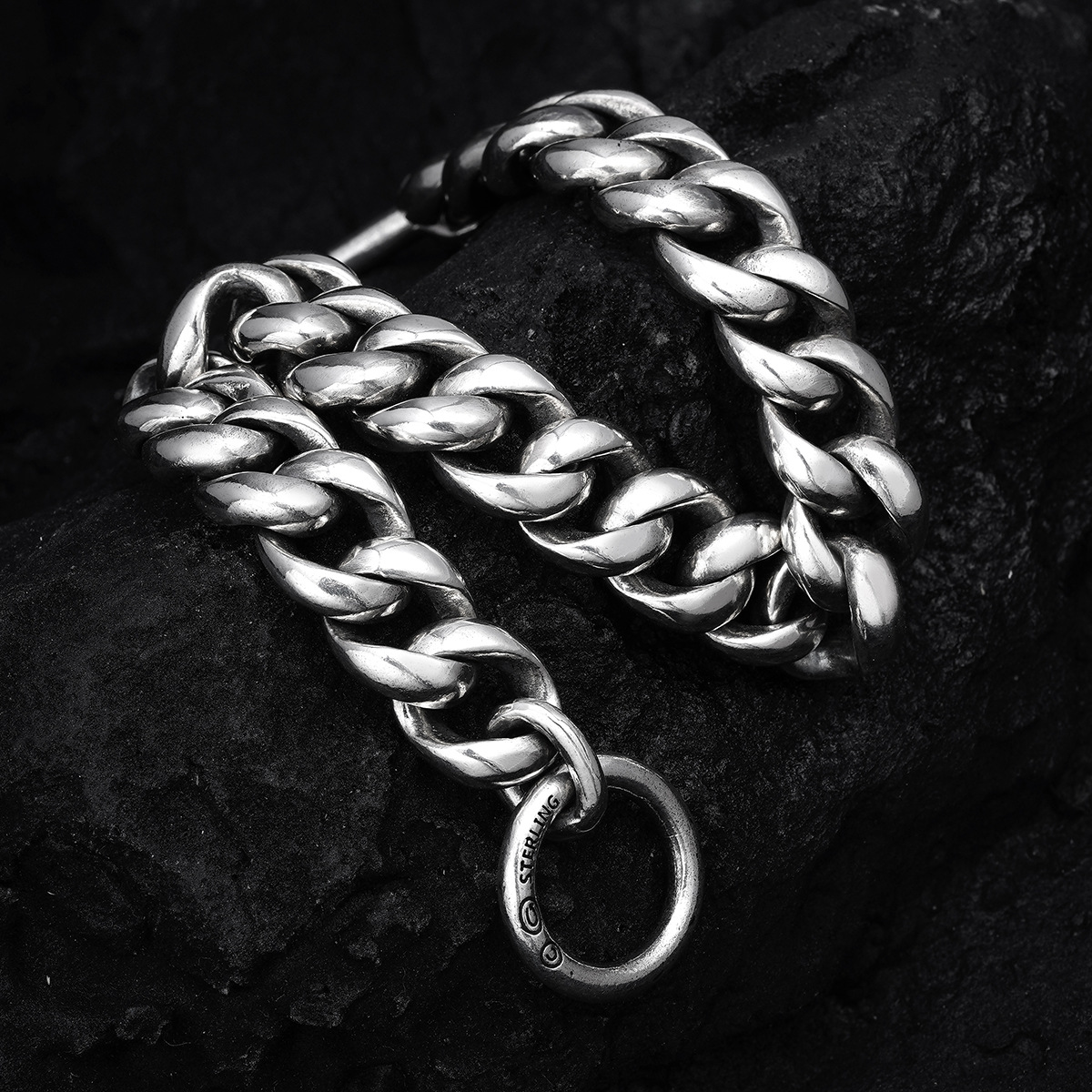 Chrome Hearts Cross Ring - Gothic 925 Sterling Silver Jewelry | David Studio