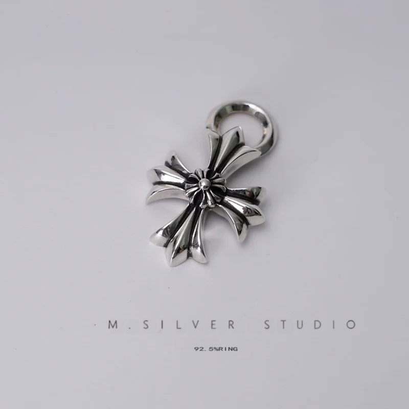 Chrome Hearts Cross Ring - Gothic 925 Sterling Silver Jewelry | David Studio