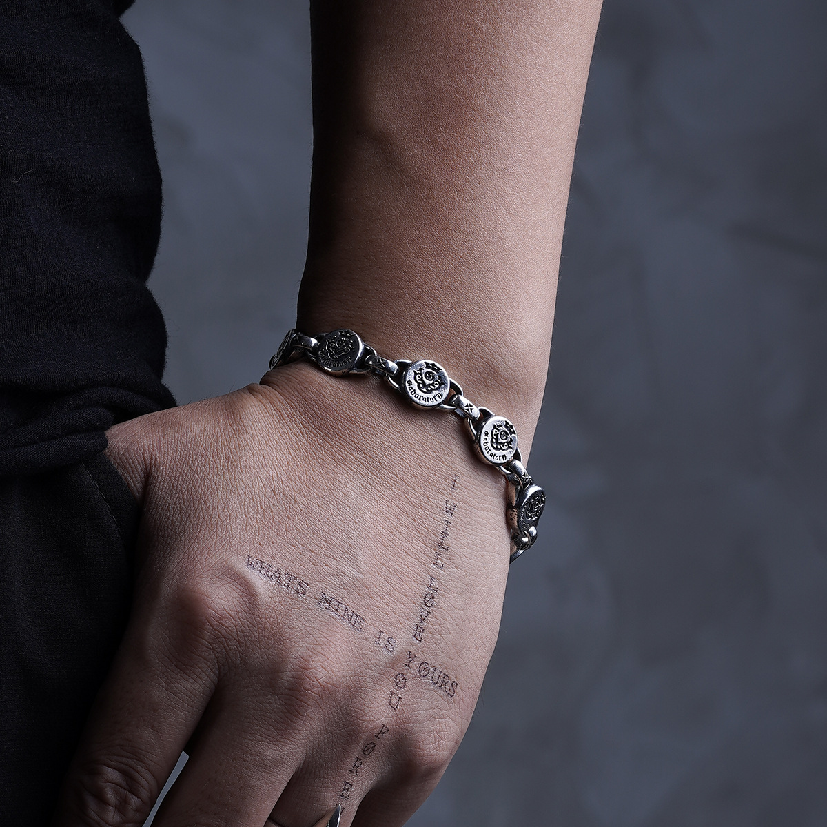 Chrome Hearts Cross Ring - Gothic 925 Sterling Silver Jewelry | David Studio