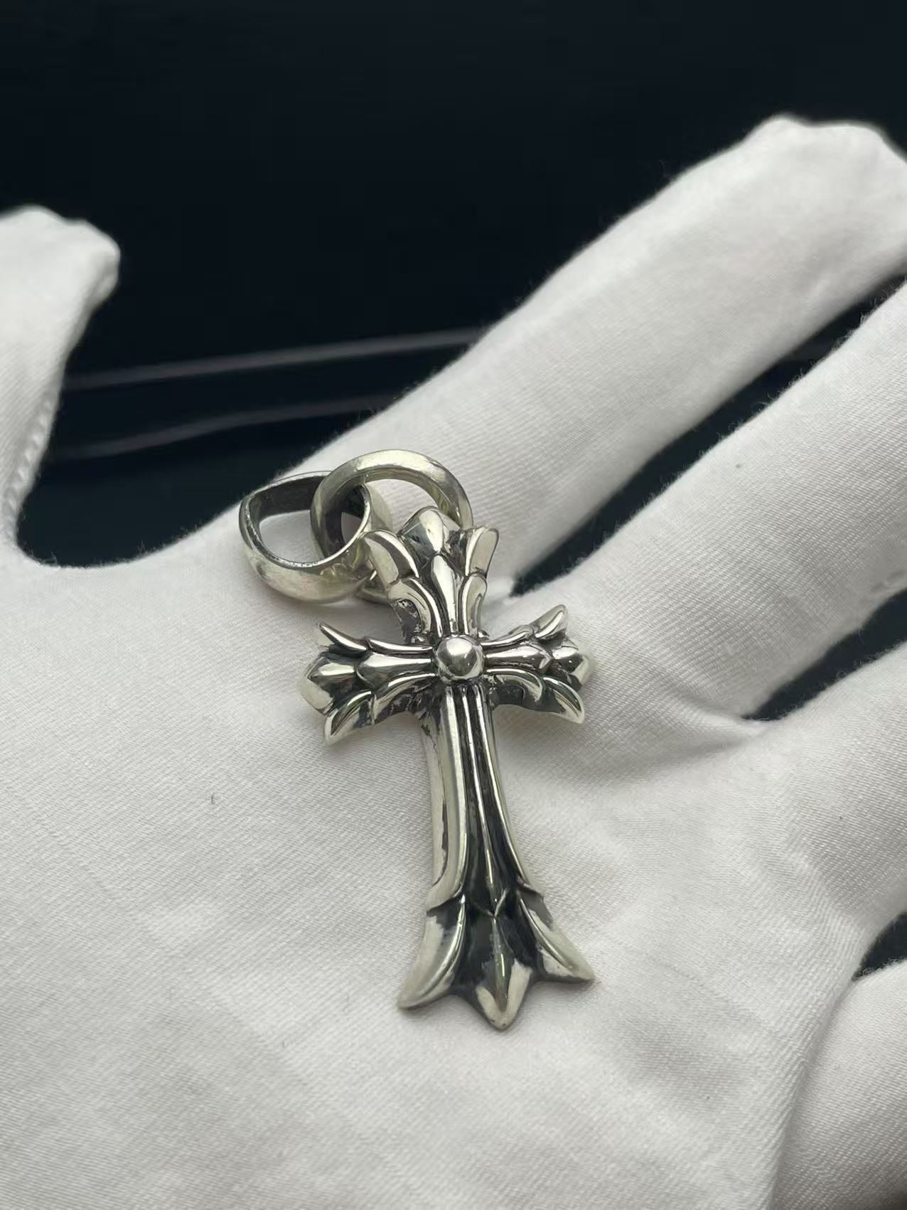 Chrome Hearts Cross Ring - Gothic 925 Sterling Silver Jewelry | David Studio
