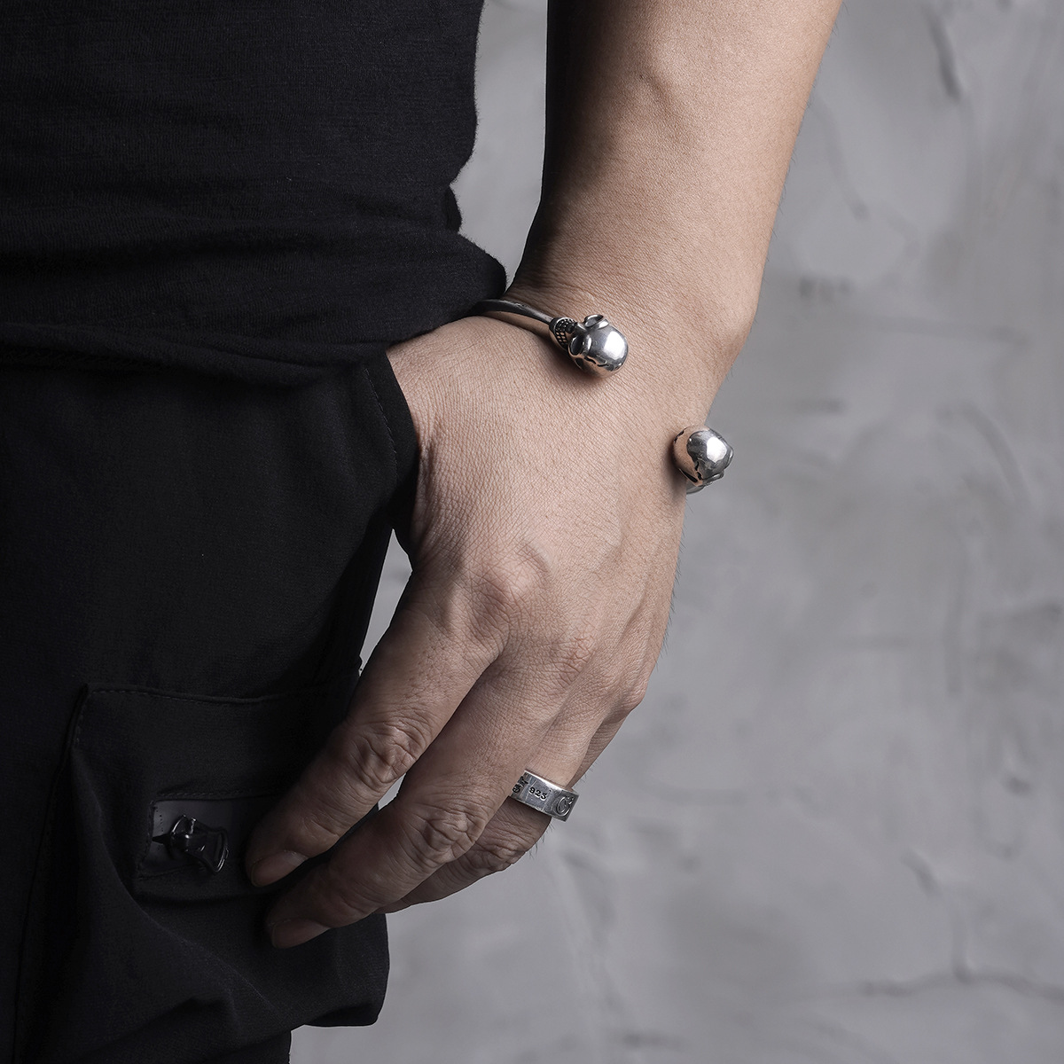 Chrome Hearts Cross Ring - Gothic 925 Sterling Silver Jewelry | David Studio