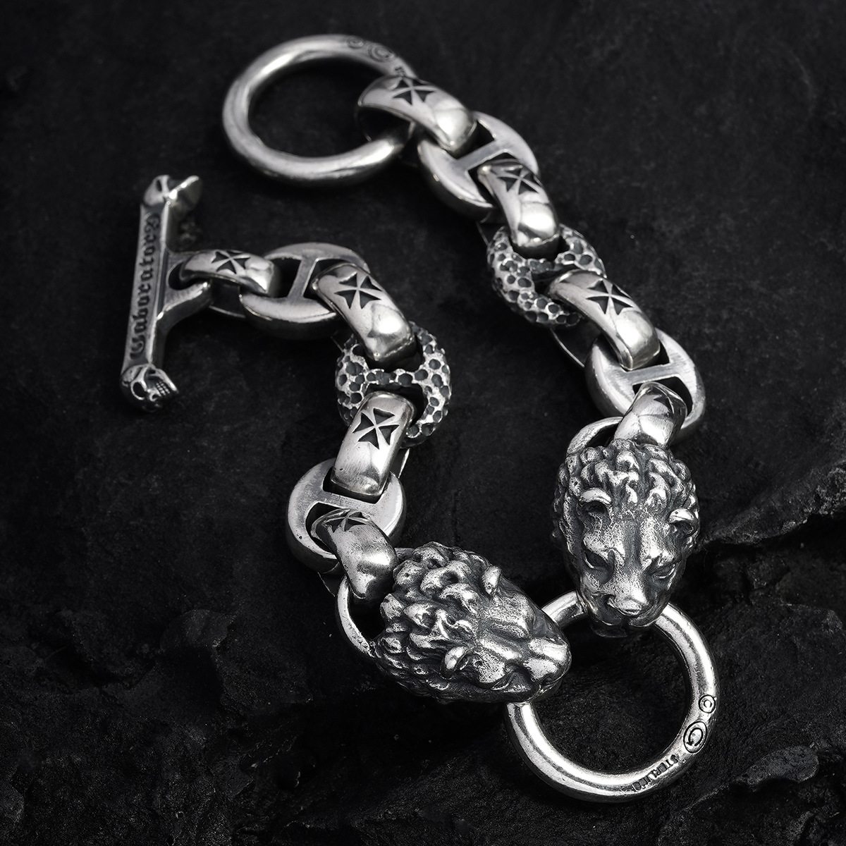 Chrome Hearts Cross Ring - Gothic 925 Sterling Silver Jewelry | David Studio