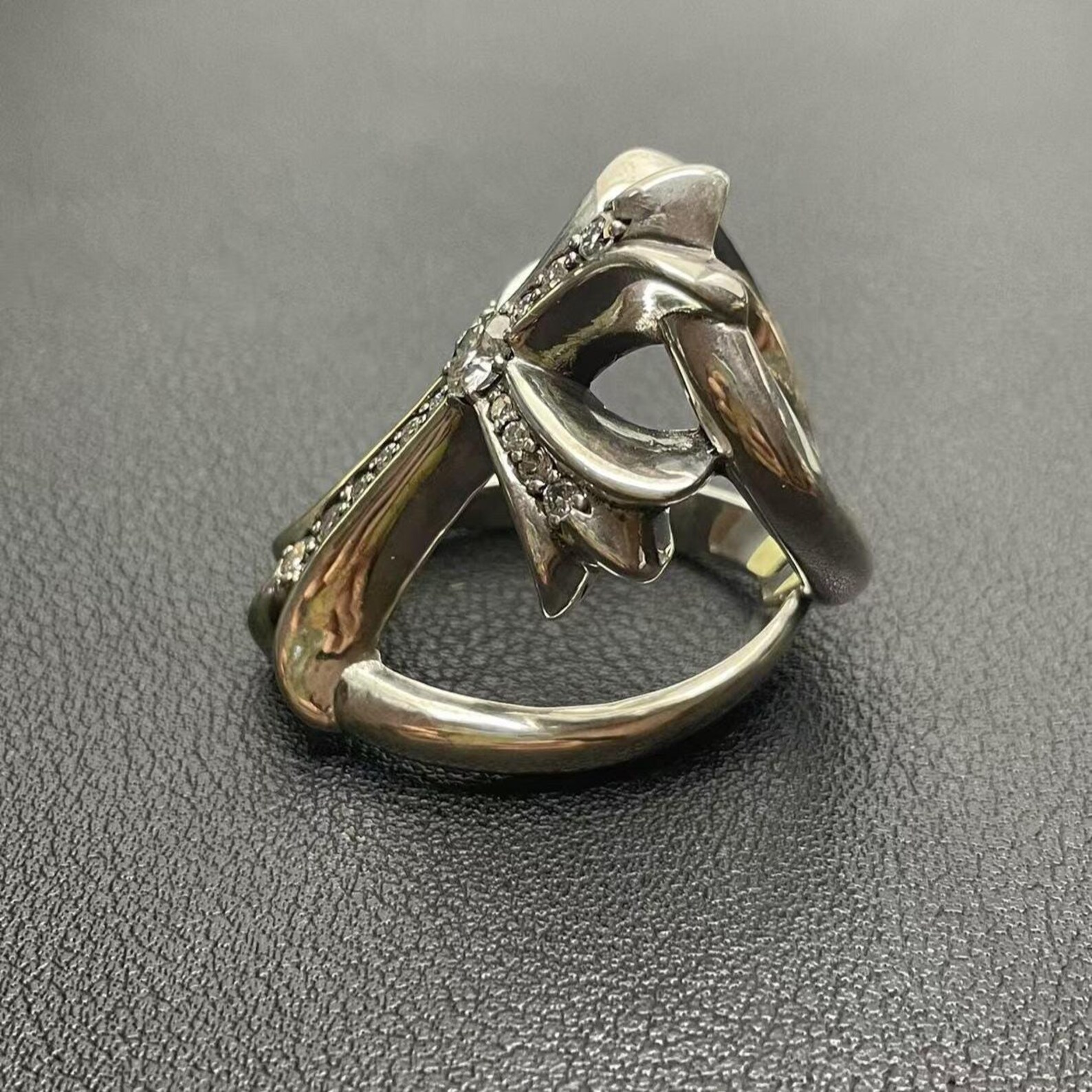 Chrome Hearts Cross Ring - Gothic 925 Sterling Silver Jewelry | David Studio