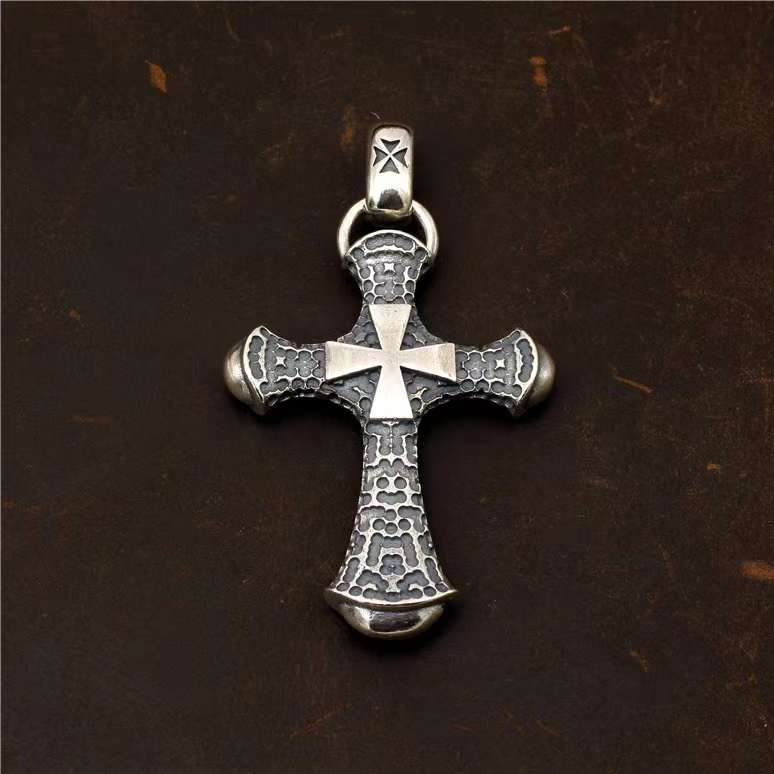 Chrome Hearts Cross Ring - Gothic 925 Sterling Silver Jewelry | David Studio