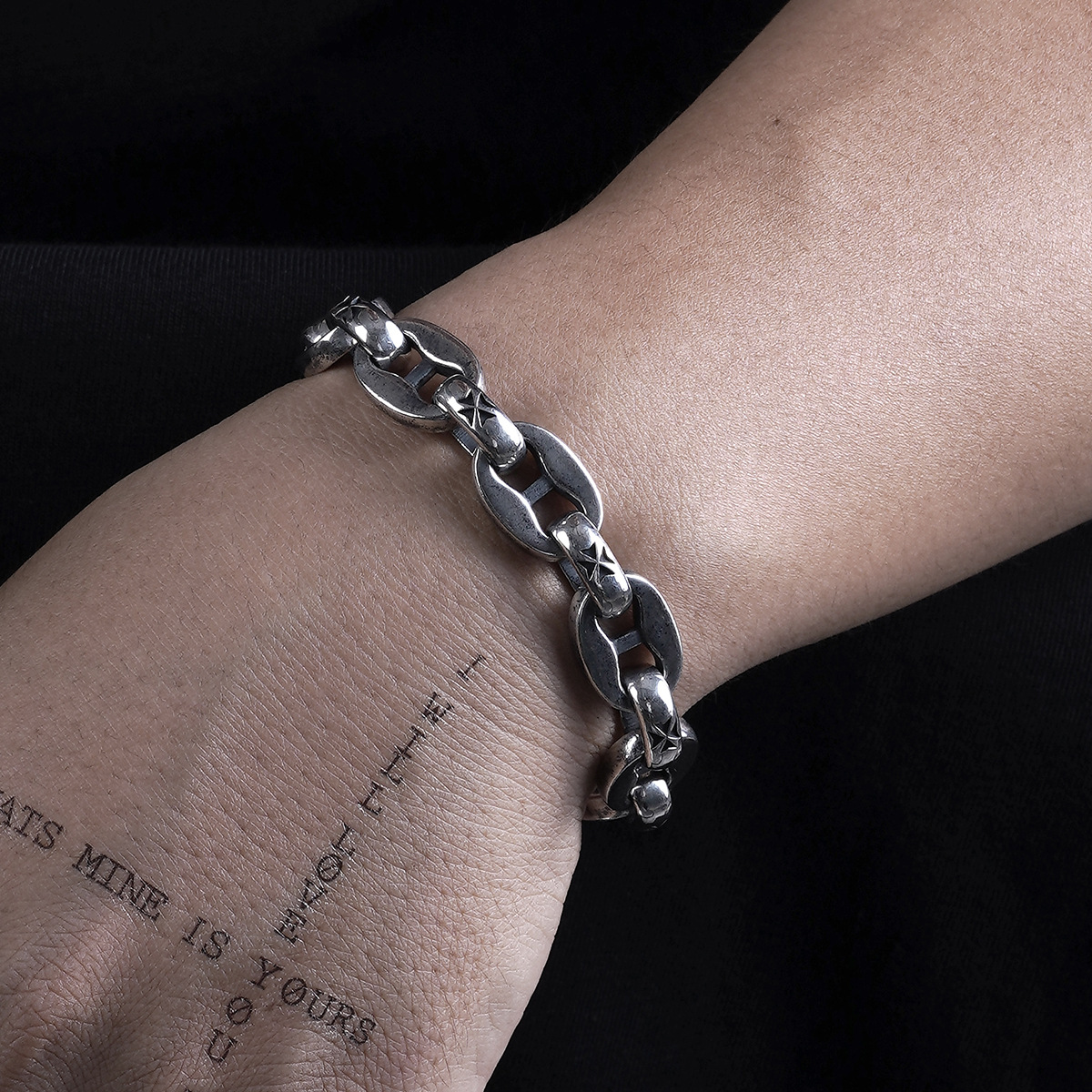 Chrome Hearts Cross Ring - Gothic 925 Sterling Silver Jewelry | David Studio