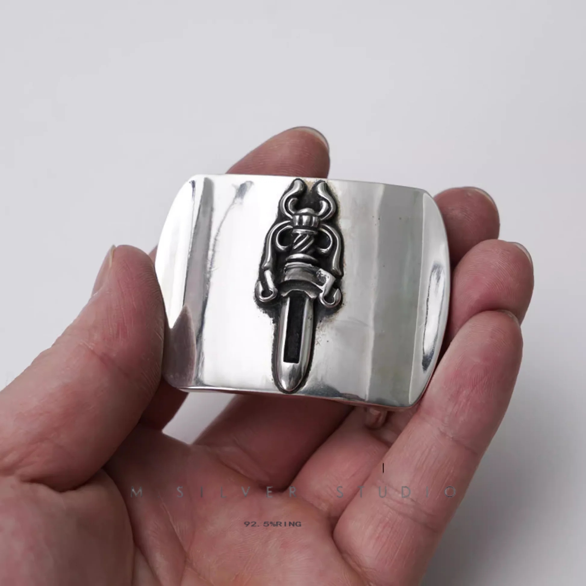 Chrome Hearts Cross Ring - Gothic 925 Sterling Silver Jewelry | David Studio