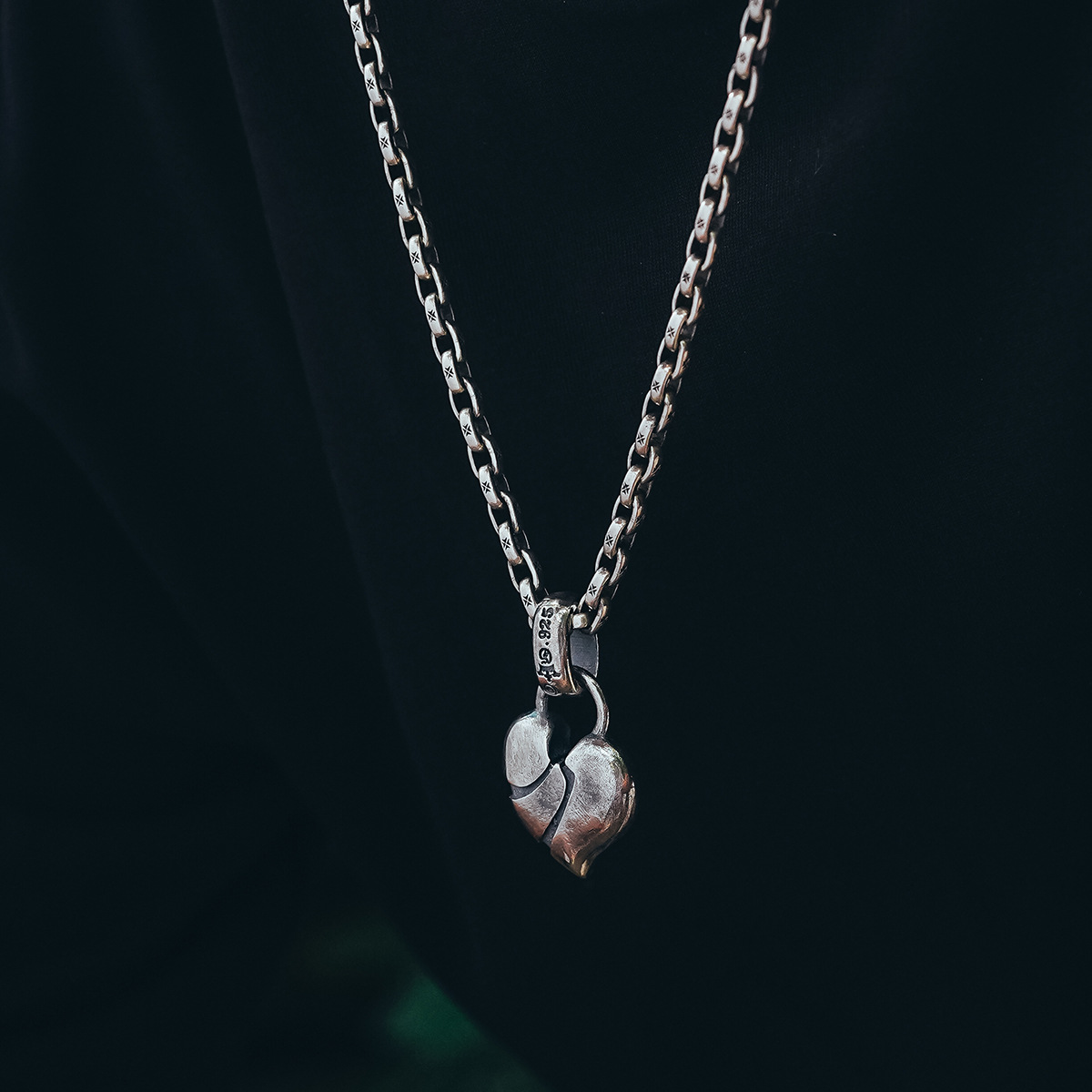 Chrome Hearts Cross Ring - Gothic 925 Sterling Silver Jewelry | David Studio