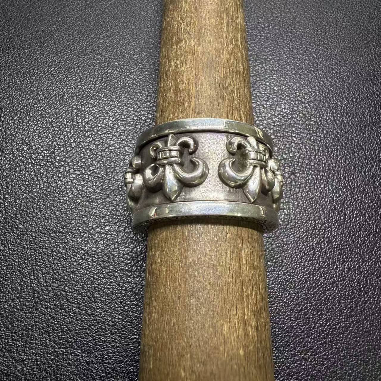 Chrome Hearts Cross Ring - Gothic 925 Sterling Silver Jewelry | David Studio