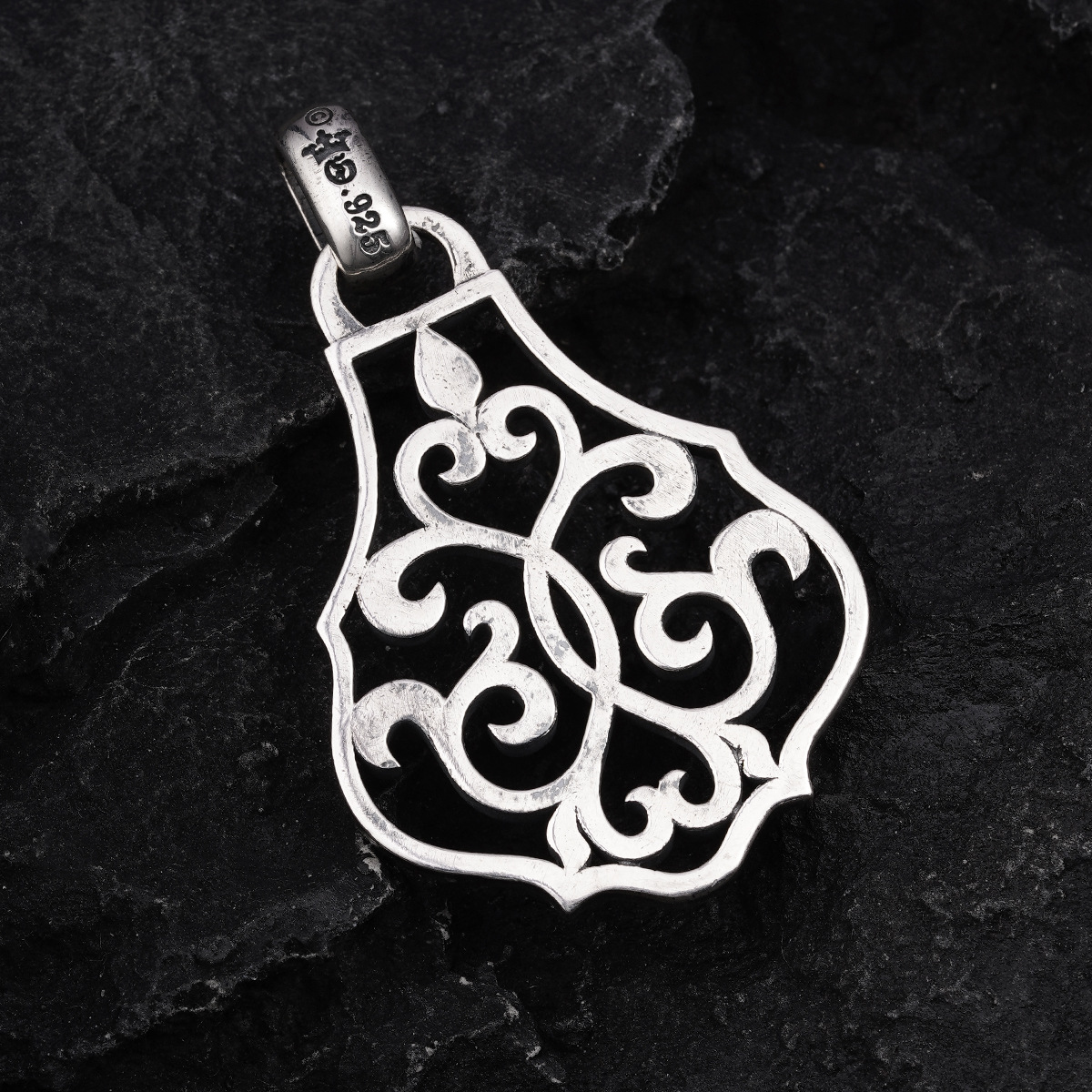 Chrome Hearts Cross Ring - Gothic 925 Sterling Silver Jewelry | David Studio